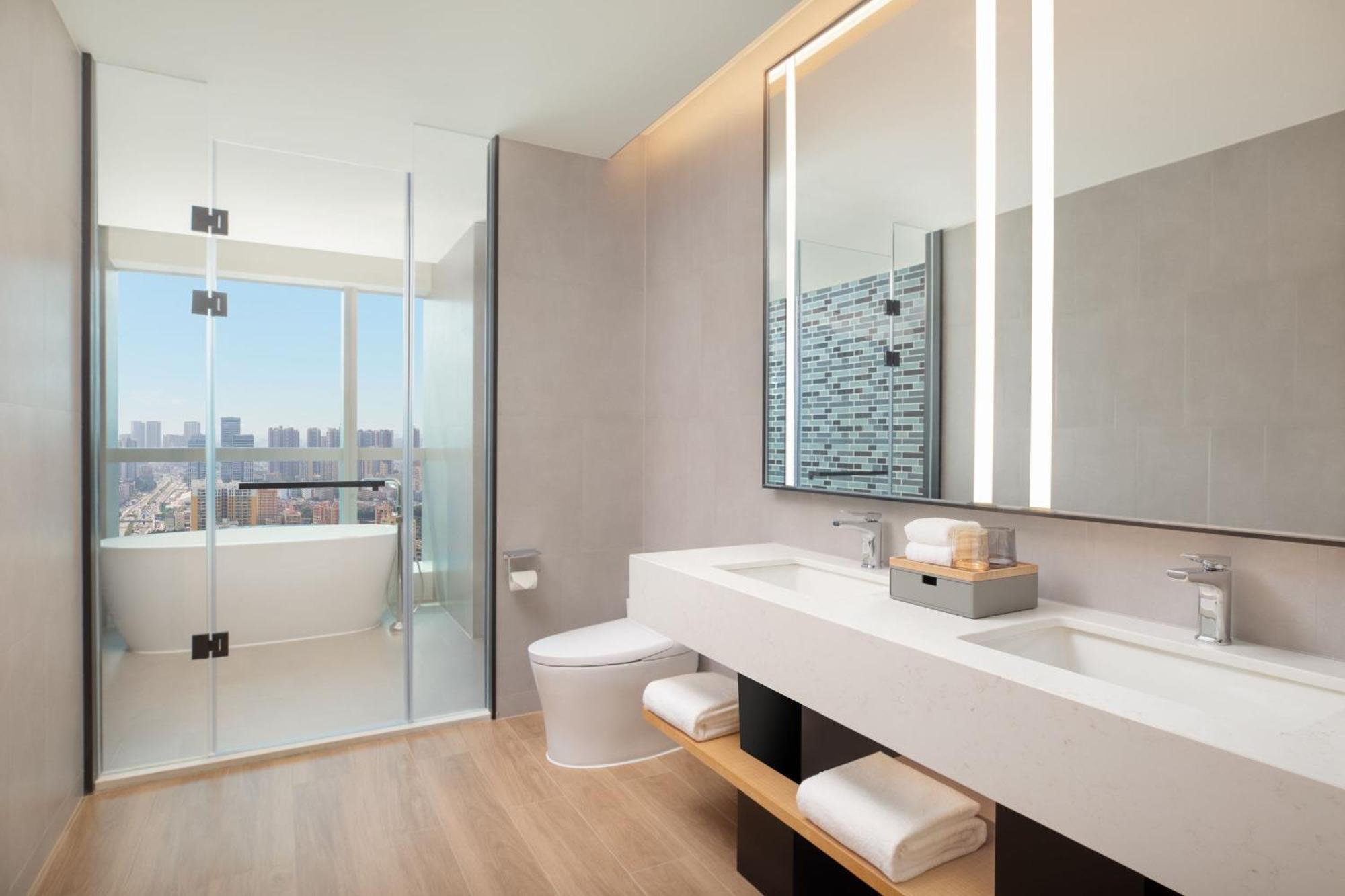 Готель Fairfield By Marriott Shenzhen Bao'An Екстер'єр фото
